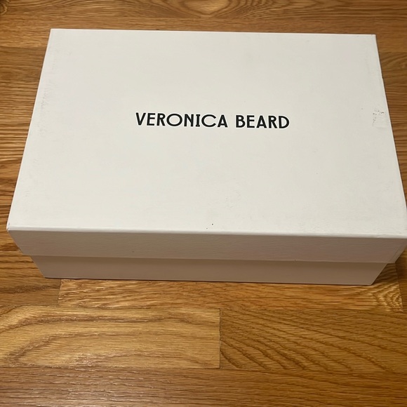 New In Box Veronica Beard Darcelle Ankle Strap Sandal Size 8. - Picture 6 of 12